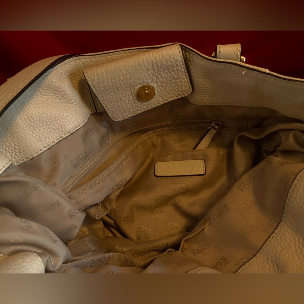 MICHAEL KORS - Picture 10 of 12